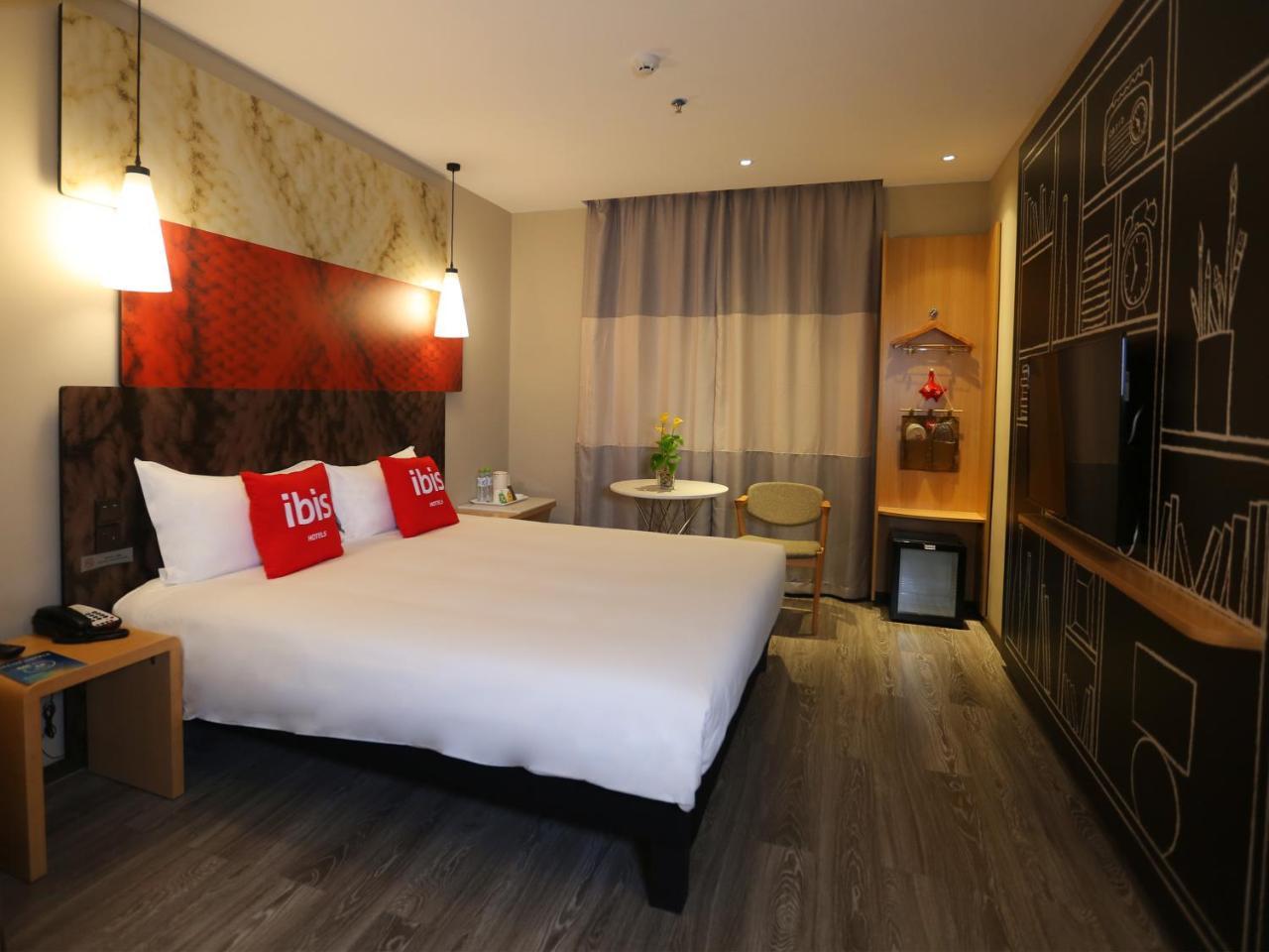 Ibis Haikou Injoy Plaza Hotel Buitenkant foto